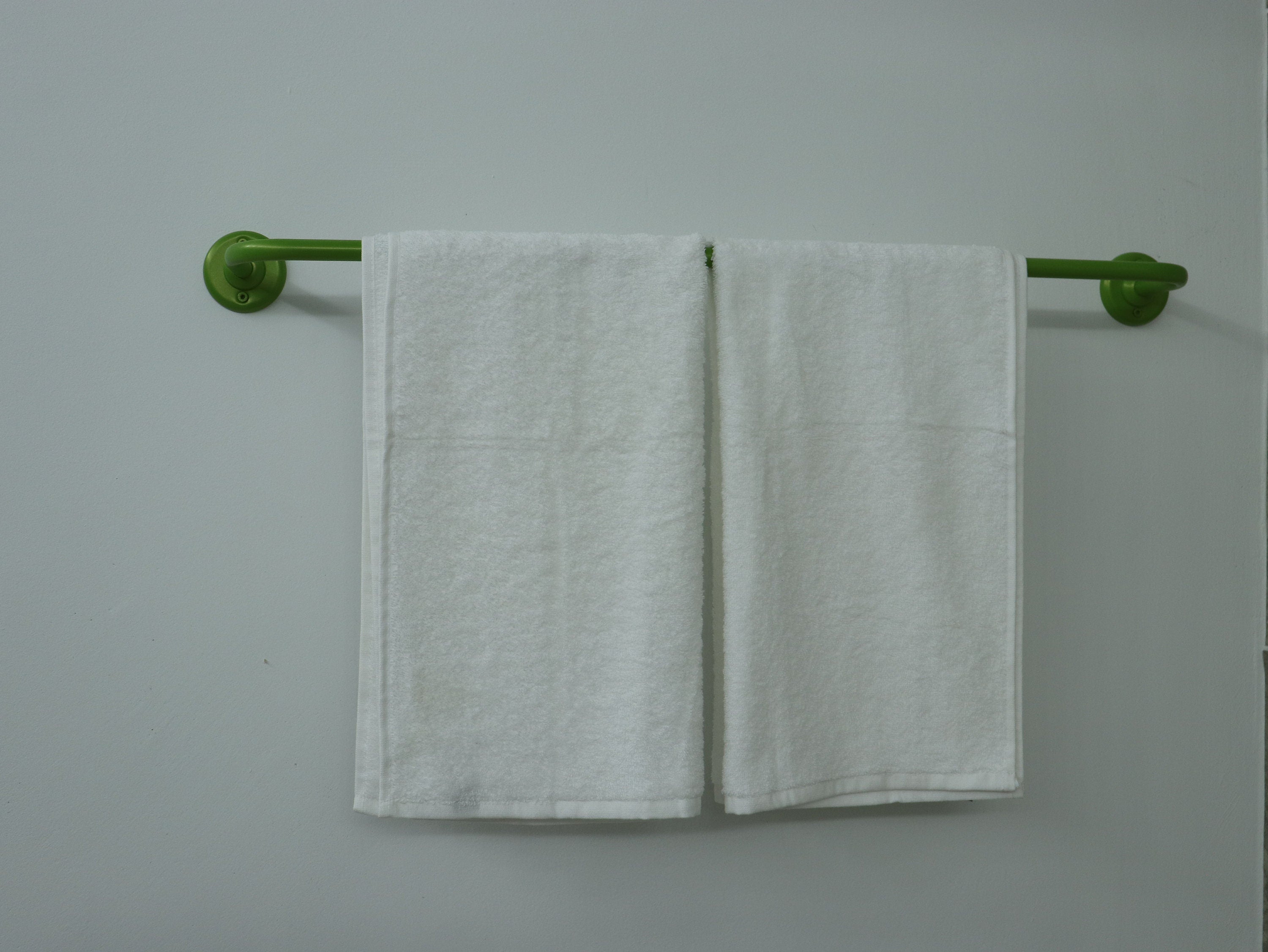 U Shaped Shower Towel Rack and Hanger, Single Rod- 16 millimeters thick