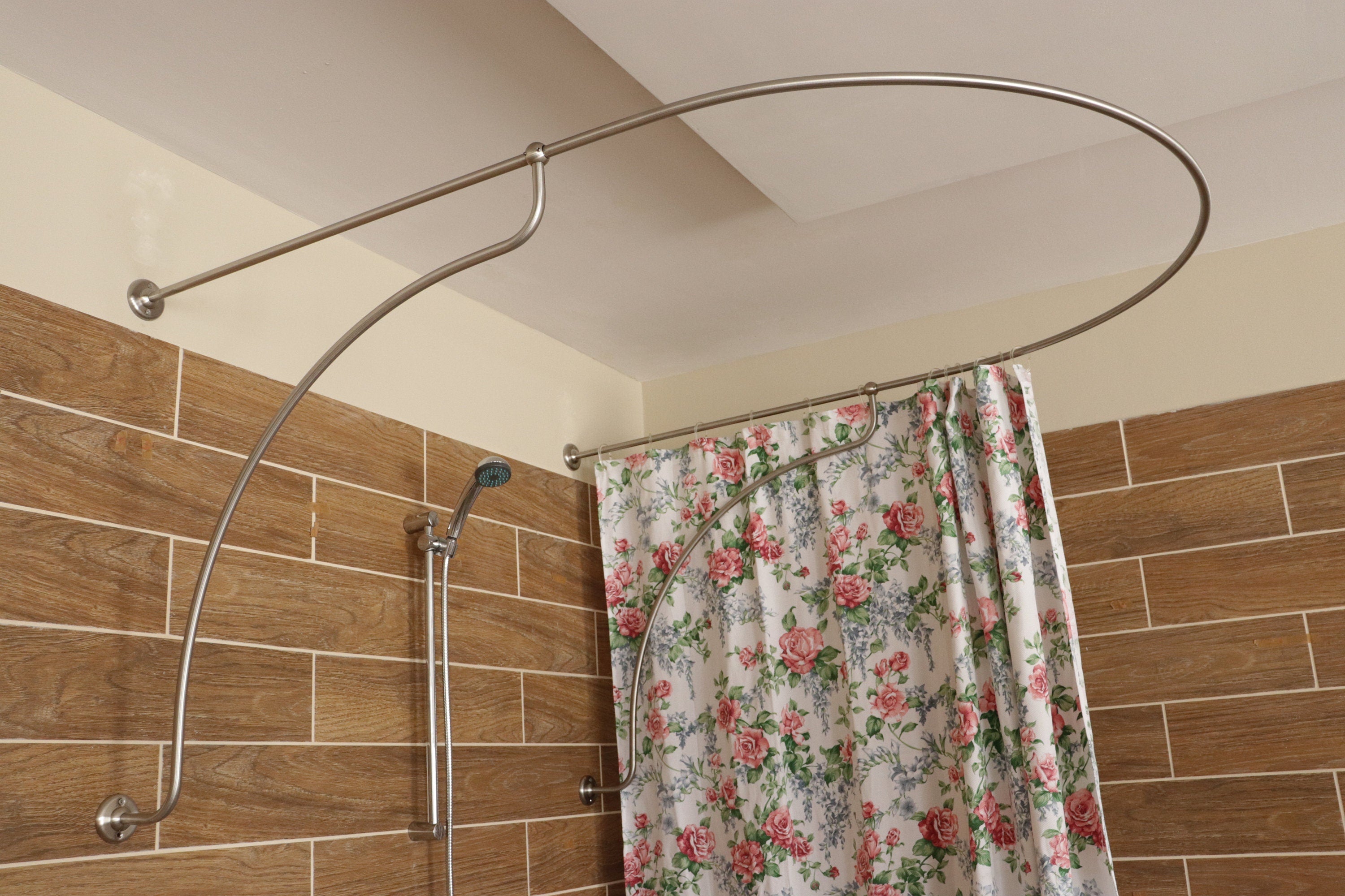 U-Shaped Shower Curtain Rod for Bathroom, Fitting and Dressing room for Wall Mounting with Italian Style Curved Wall Supports