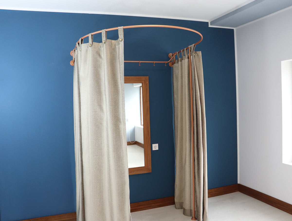 U shaped Standing Oval Fitting and Dressing Room with Clothes Hanger for Wall Montage with 2 Straight Floor Supports- 210 cm(83") High
