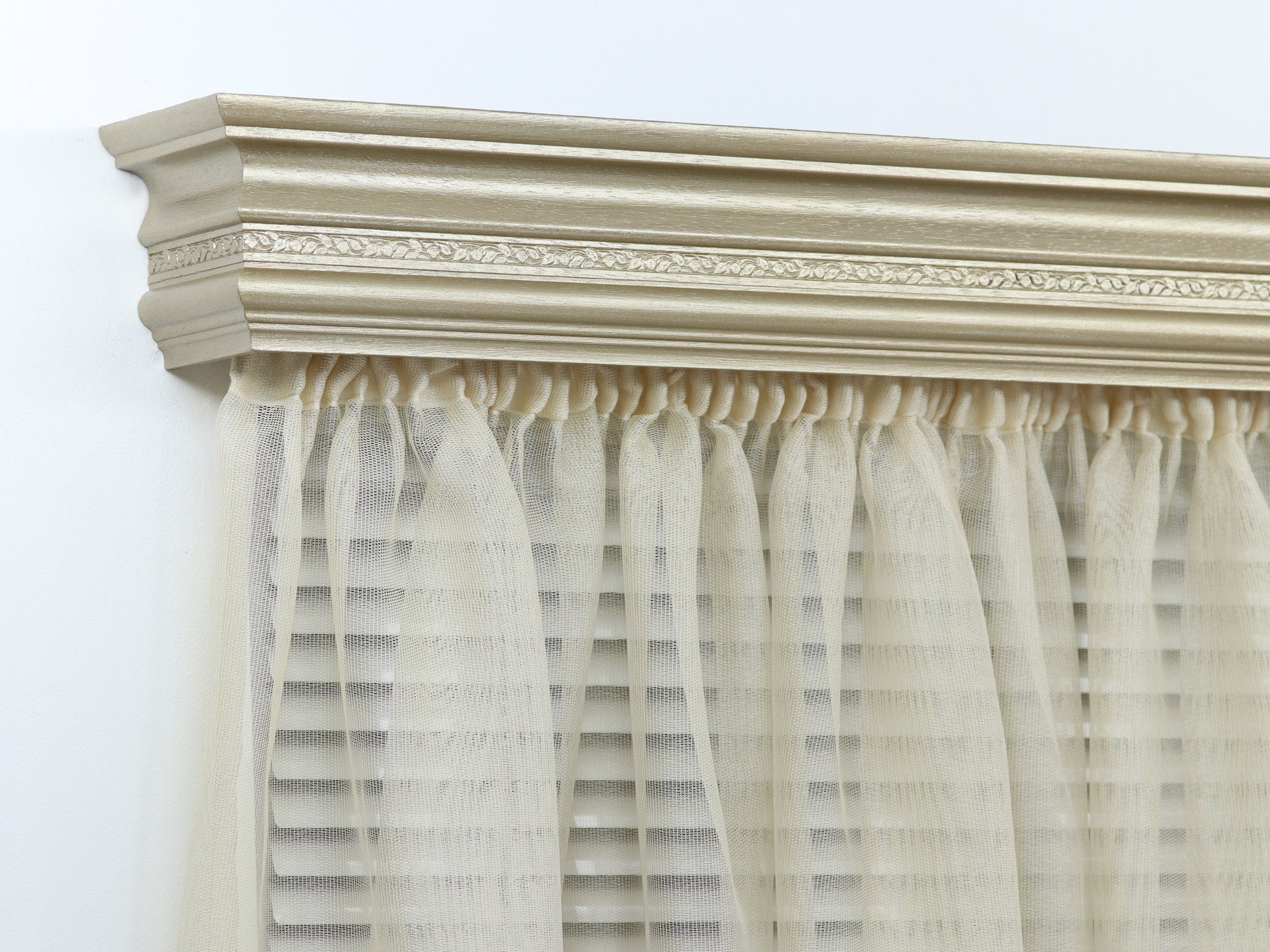 Single Window Cornice & Rail, Wooden Window Valance with Rail, Farmhouse Cornice, Cornice Board, Wall Montage, Many Metallic Colors