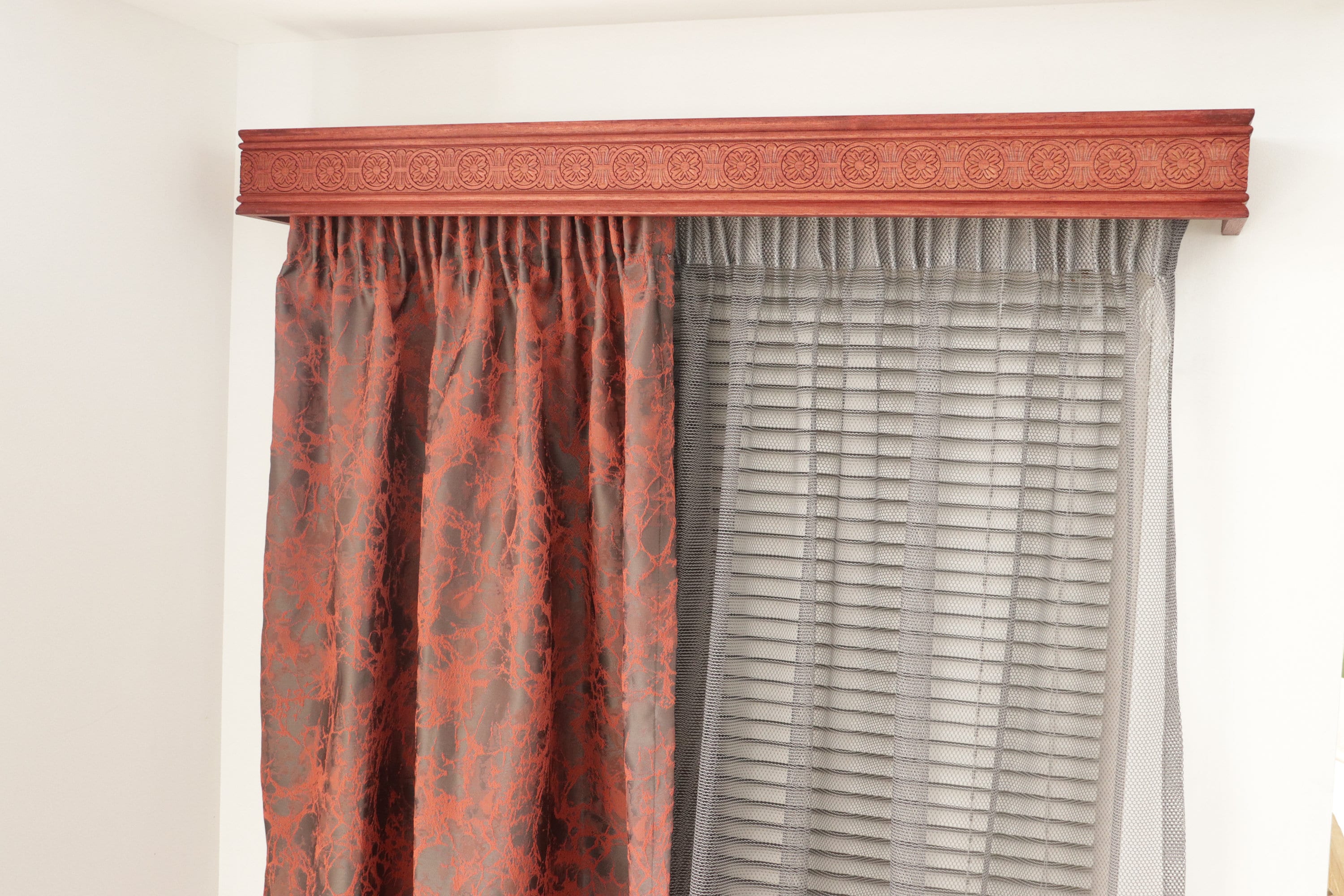 Double Window Cornice & Rail, Wooden Window Valance with Rail Mod.1- Flowers Pattern, Farmhouse Cornice Board, Wall Montage and Colors