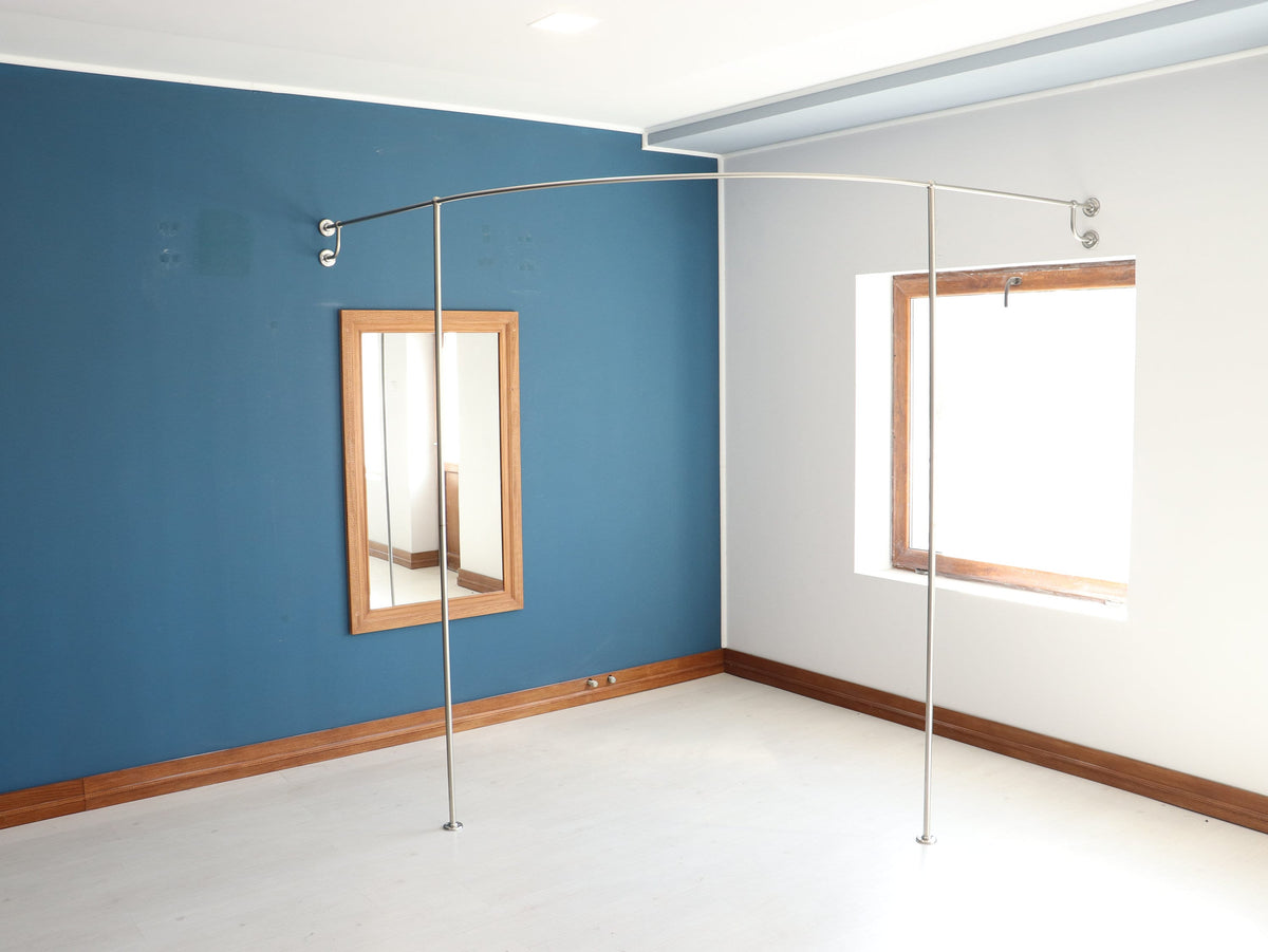 Corner Standing Oval Fitting and Dressing Room for Wall Montage with 2 Straight Floor Support- 210 cm(83") High