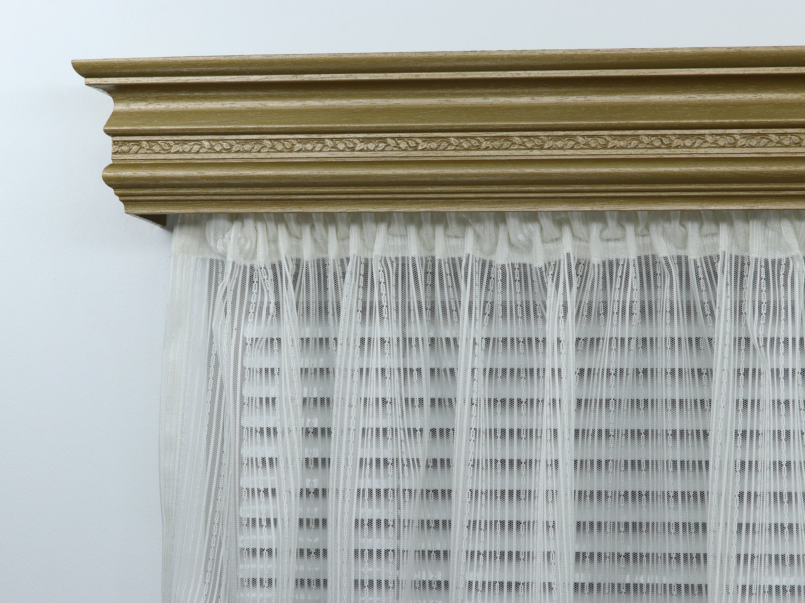 Single Window Cornice & Rail, Wooden Window Valance with Rail, Farmhouse Cornice, Cornice Board, Wall Montage, Many Metallic Colors
